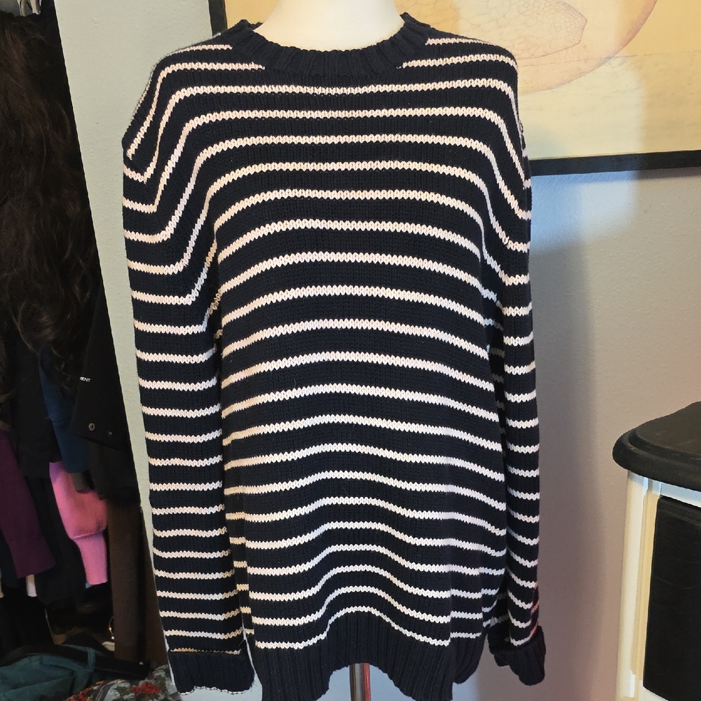 Gap Blue And White Heavy Knit Sweater Size Medium